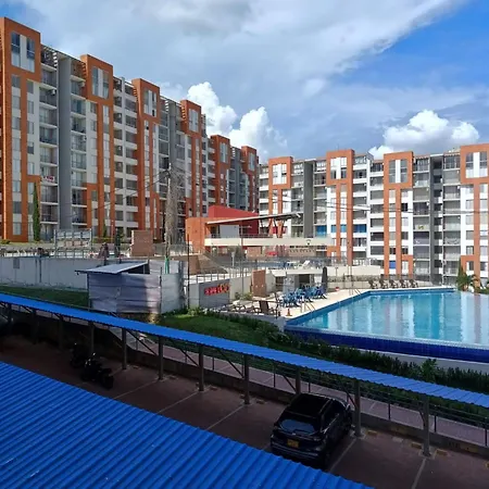 Apartamento Vacacional Familiar En Girardot, Piscinas, Jacuzis, Parqueadero Privado Exterior photo