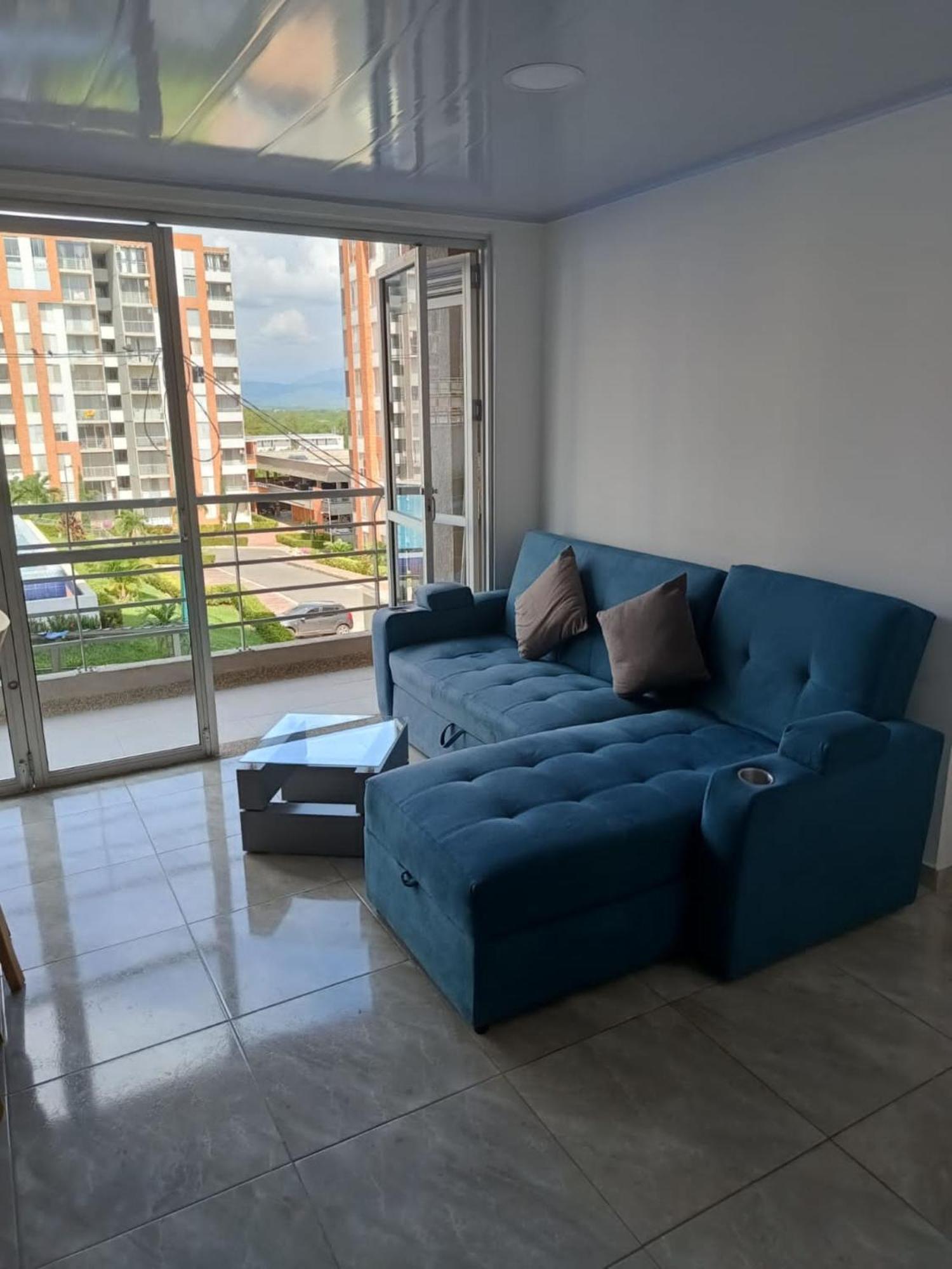 Vacacional Familiar En Girardot, Piscinas, Jacuzis, Parqueadero Privado Apartment *