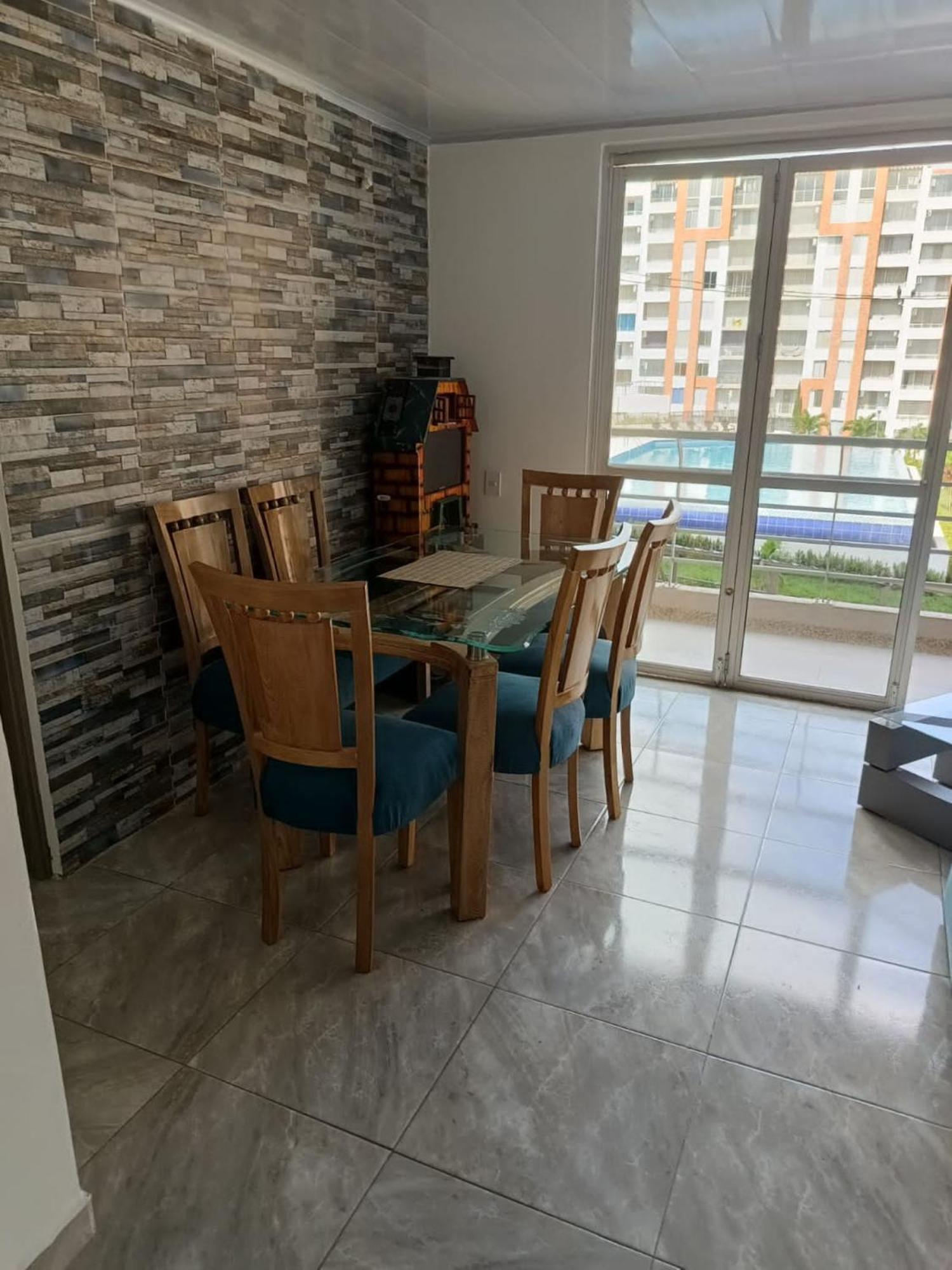 Apartment Vacacional Familiar En Girardot, Piscinas, Jacuzis, Parqueadero Privado